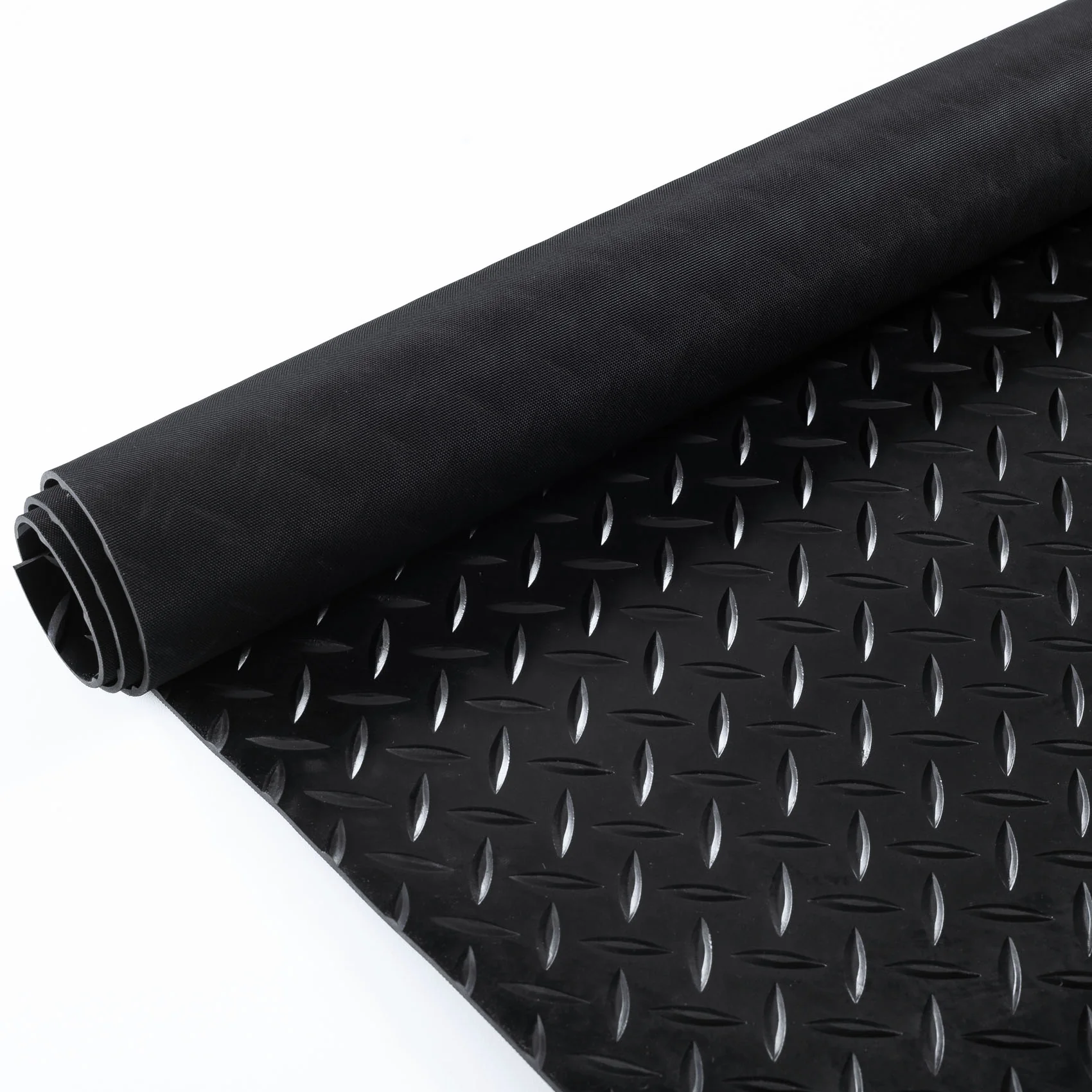 Heavy Duty Diamond Tread Garage Flooring - High Quality PVC Rubber, Anti-Fatigue, Oil & Chemical Resistant, Easy Install, Cushioned, Seamless Look - Image 8